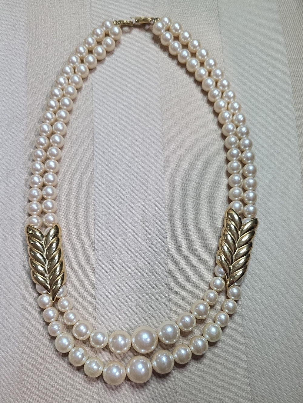 VINTAGE RICHELIEU PEARL NECKLACE 18 INCHES